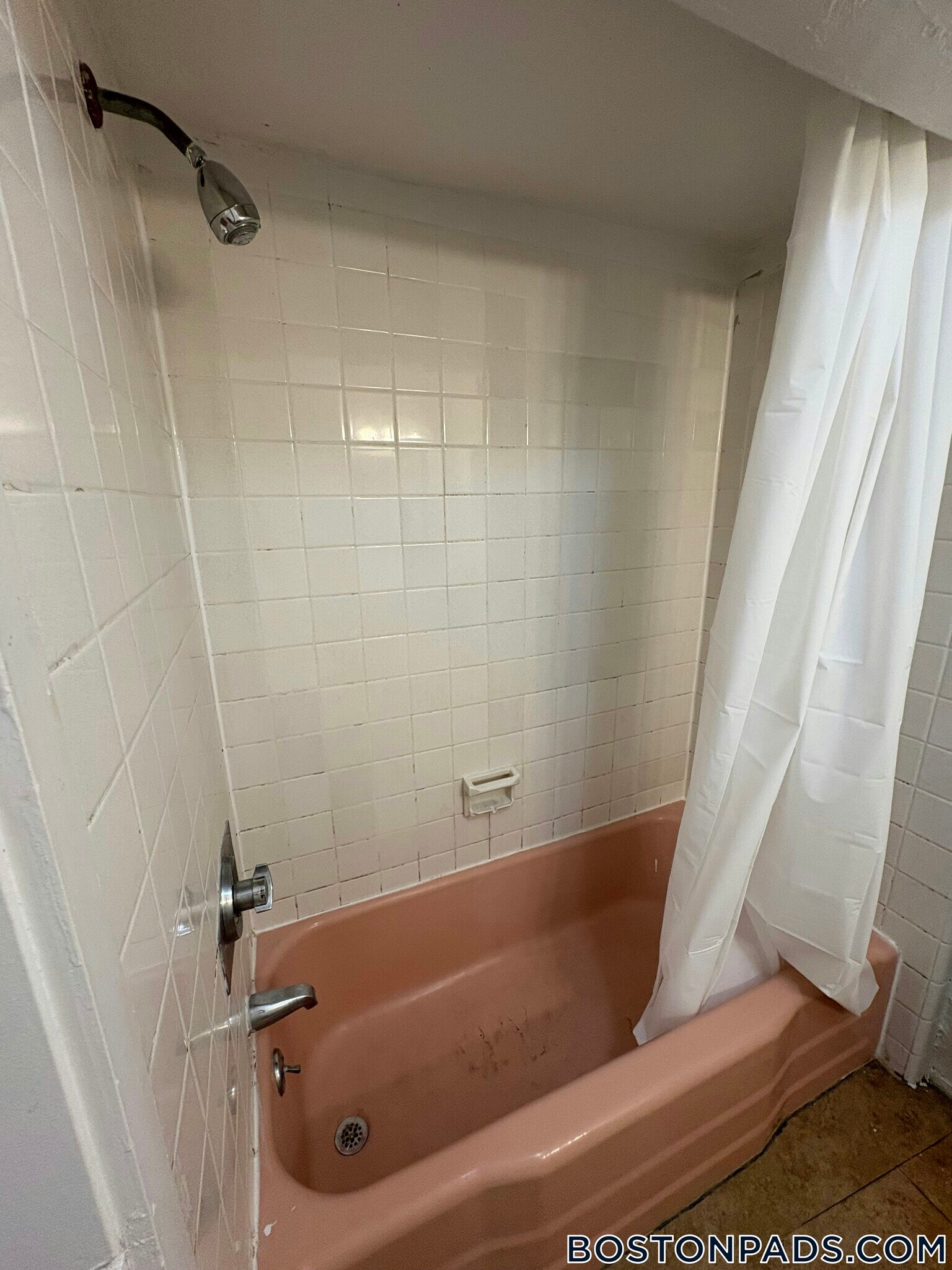 Building Photo - 119 Sutherland Rd