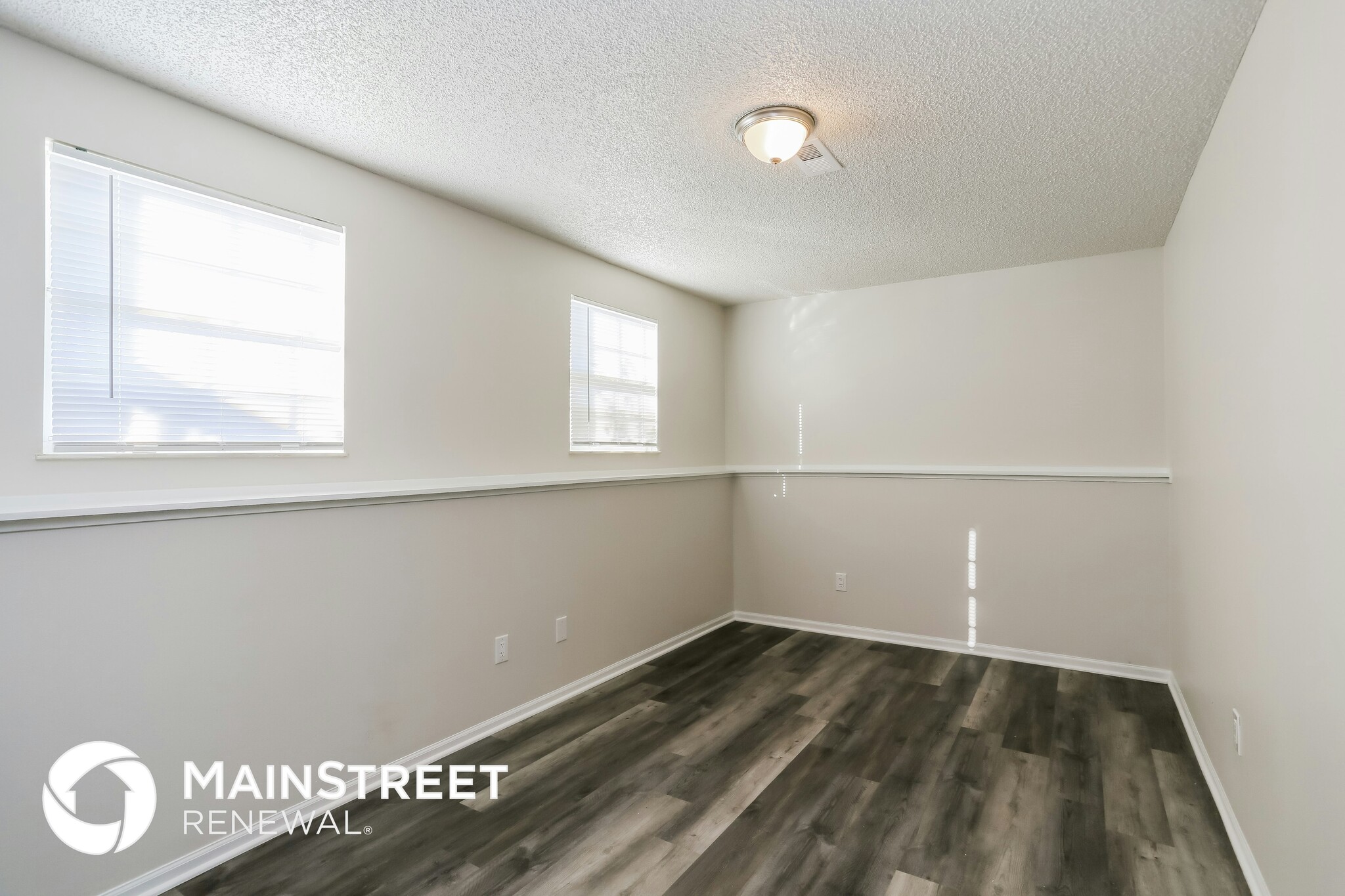 Building Photo - 1386 Tilia Ct