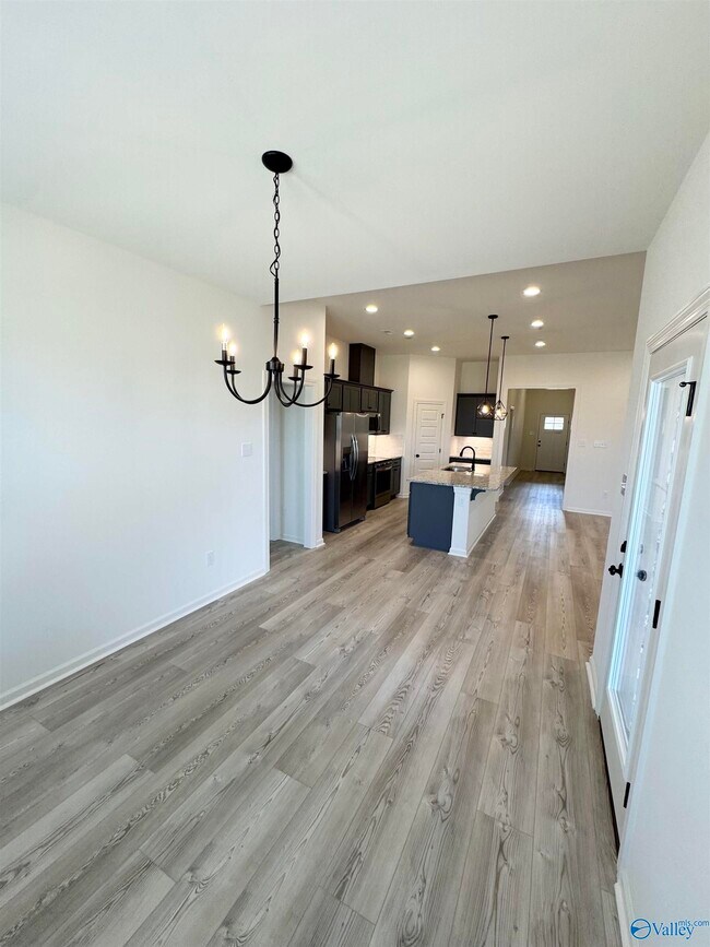 Building Photo - 16702 Ted Childs Dr