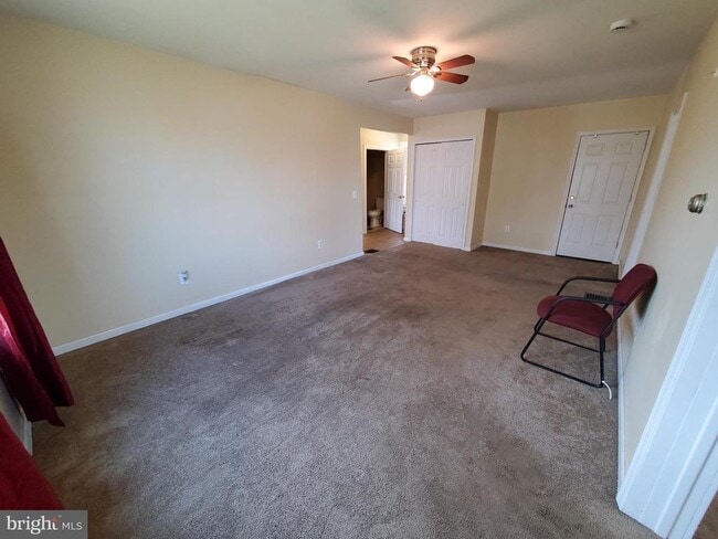 Building Photo - 191 W Cohawkin Rd