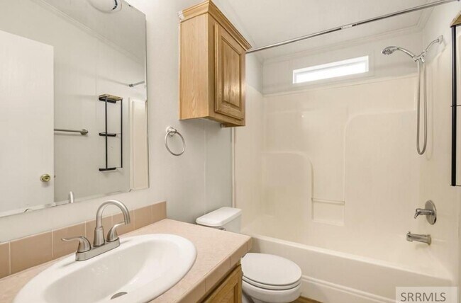Building Photo - Stunning St. Anthoney Home: Recently Remod...