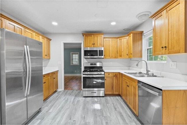 Building Photo - 10390 Rillridge Ct