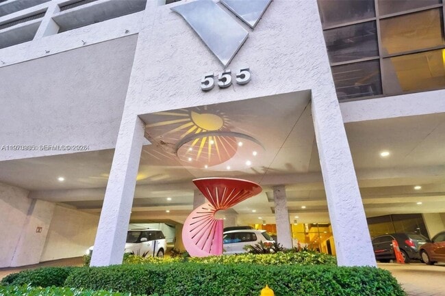 Building Photo - 555 NE 15th St