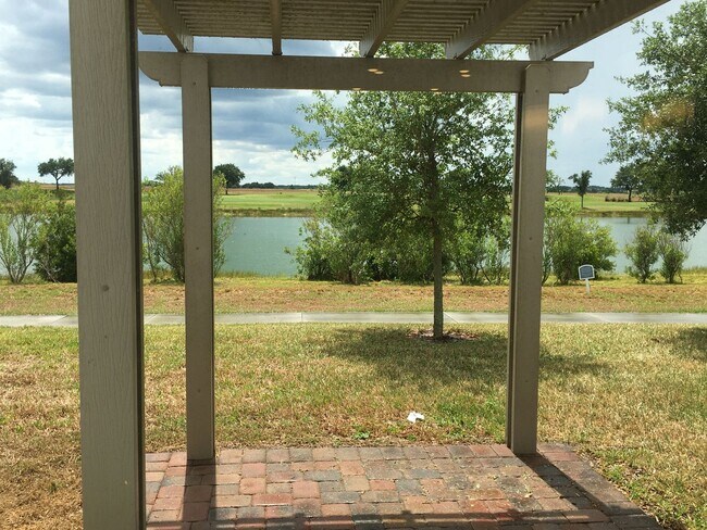 Building Photo - BEAUTIFUL CHAMPIONSGATE HOME WITH LAKE VIEW