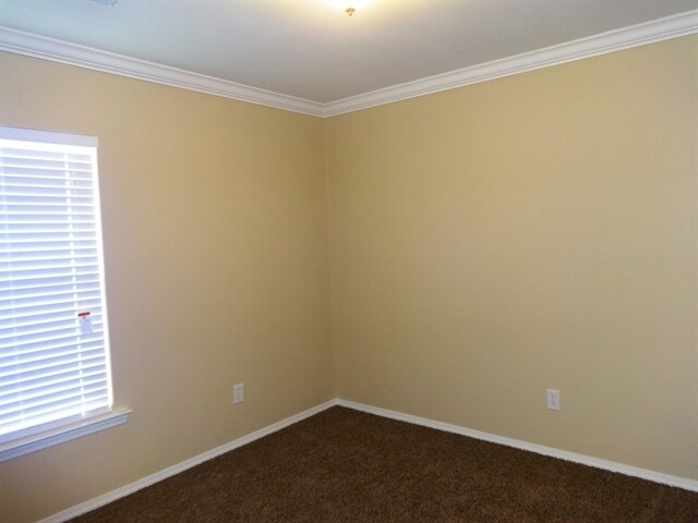 Building Photo - 604 Grassy Hill Road