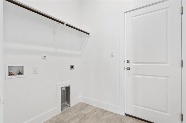 Building Photo - 121 Buckle Cove