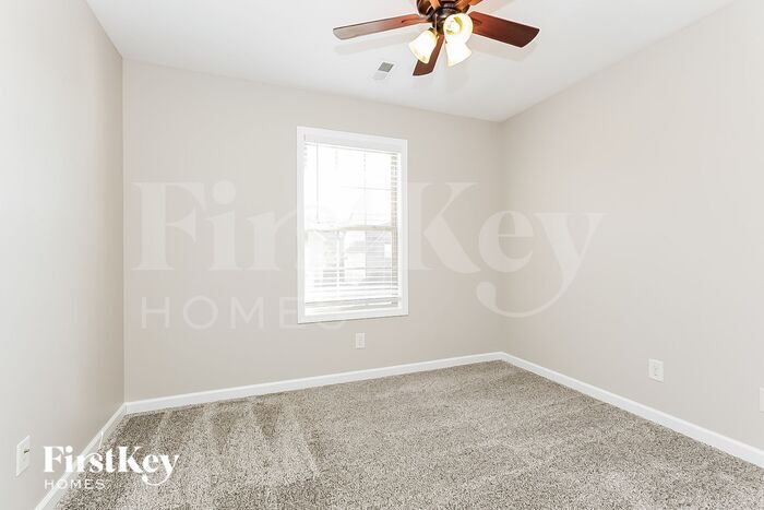 Building Photo - 1458 Raven Rd