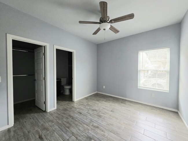 Building Photo - 1514 Quitaca Dr