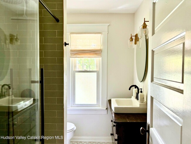 Building Photo - 590 NY-23B