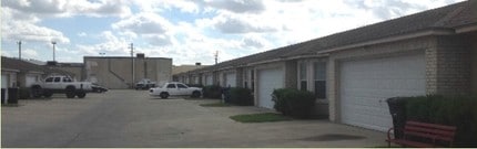 Building Photo - 13665 Teague Ln