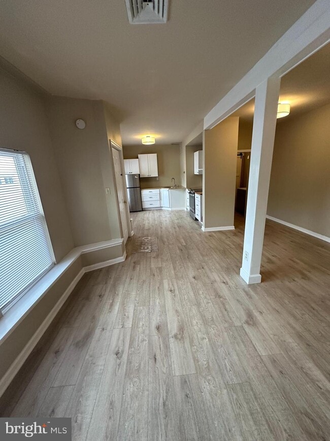 Building Photo - 1670 Chichester Avenue