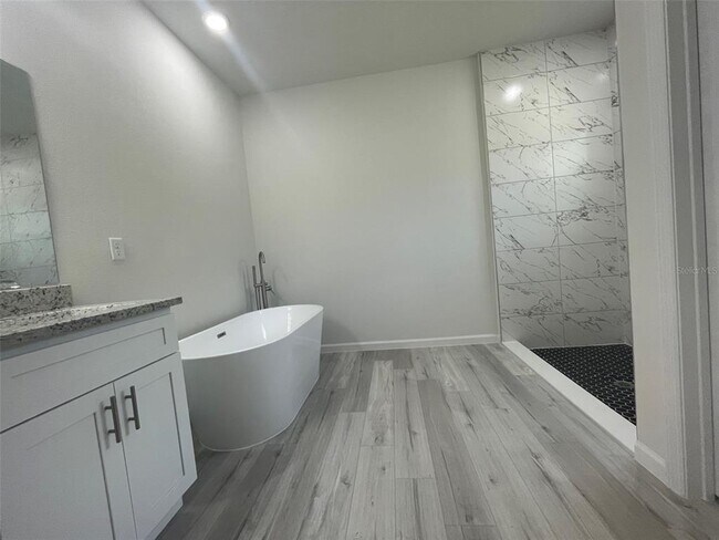 Building Photo - 3364 SW 165th Loop