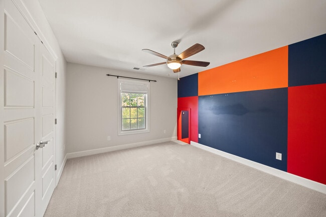 Building Photo - 916 Star of Danube Way