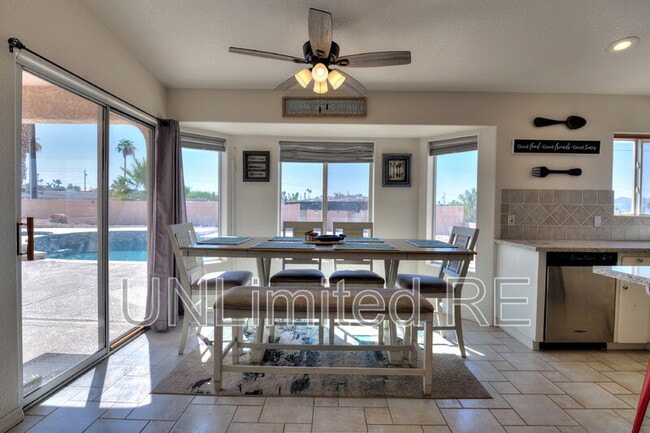 Building Photo - 304 Acoma Blvd S