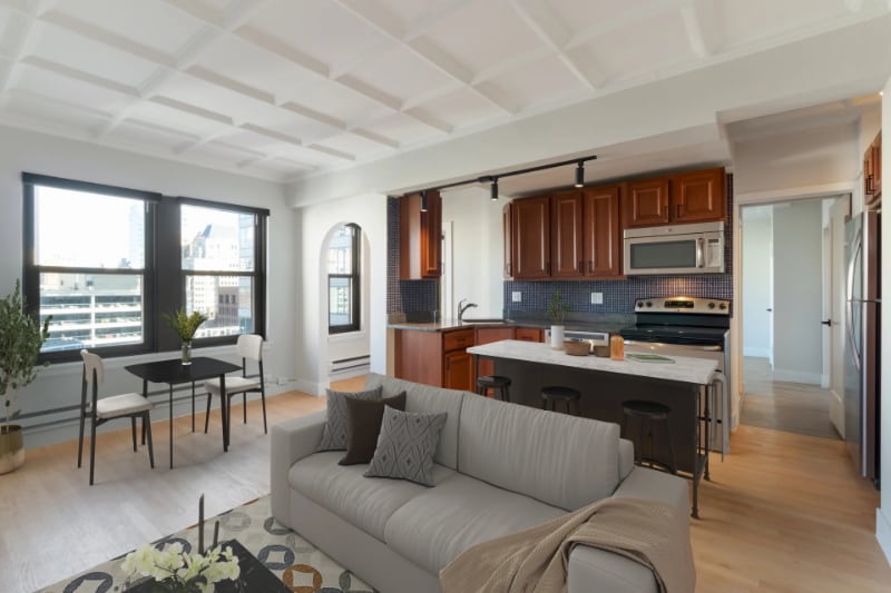 Primary Photo - 1204 N LaSalle St