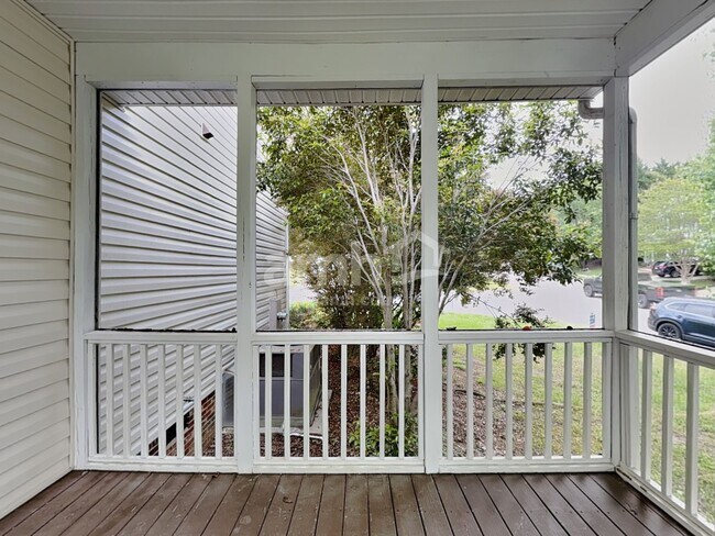 Building Photo - 8420 Astwell Ct