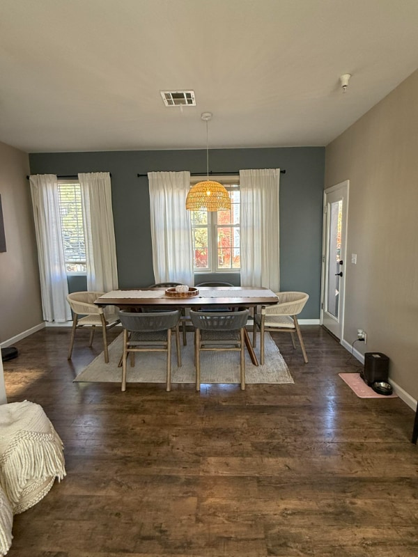 Building Photo - 2423 W Silverton Dr