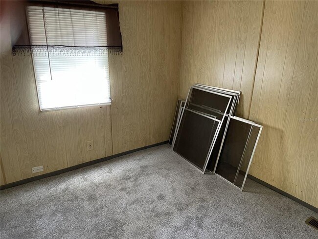 Building Photo - 7438 St Johns Rd