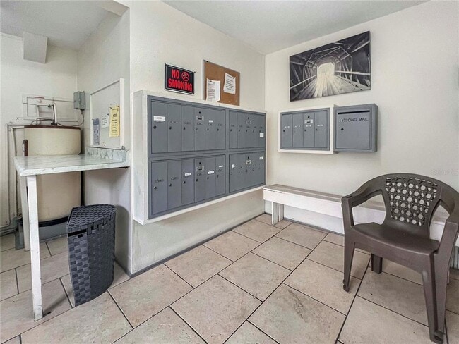 Building Photo - 3500 S Beneva Rd