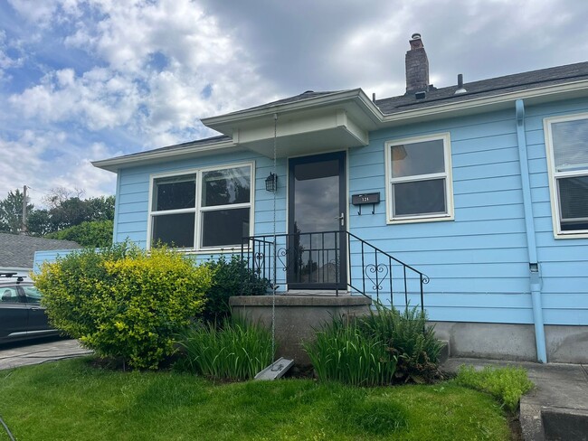 Building Photo - Charming N. Portland Apartment located in the Piedmont Neighborhood!