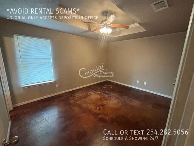 Building Photo - 1806 Aztec Trce
