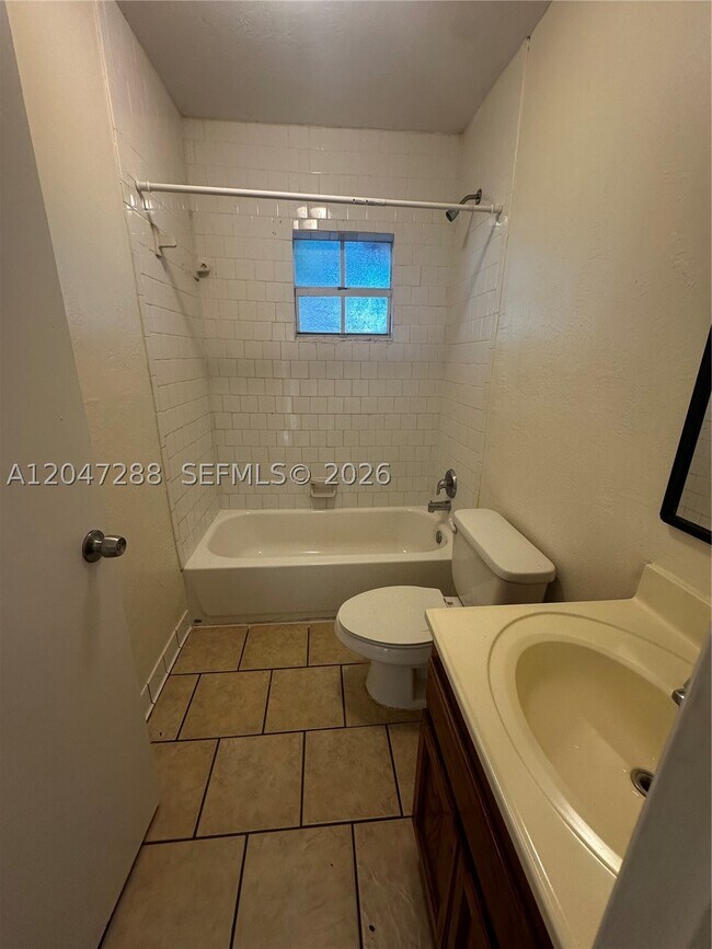 Building Photo - 10623 SW 170th St