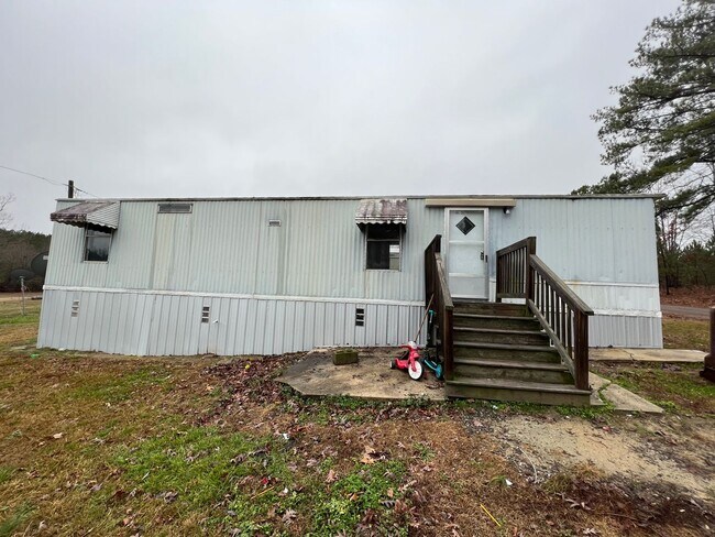 Primary Photo - 2 Bedroom 1 Bath for rent