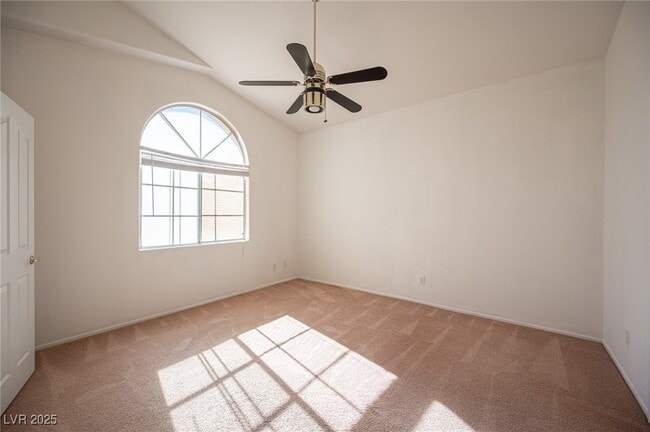 Building Photo - 8301 Boseck Dr