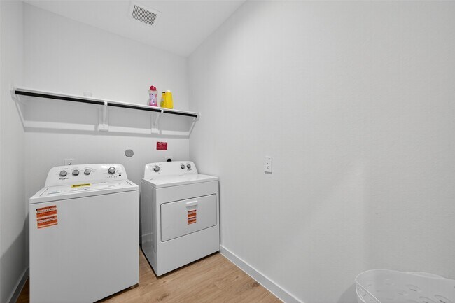 Building Photo - 30611 Castle Cove Dr