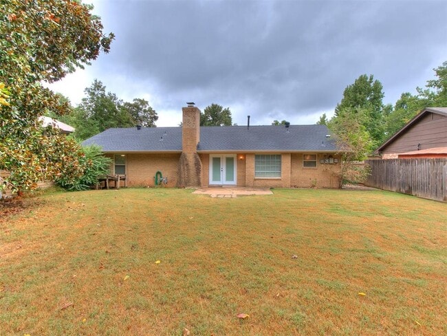 Building Photo - 1213 Westbrooke Terrace