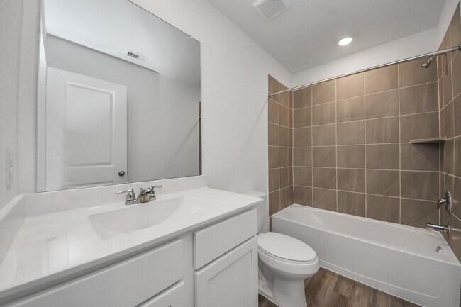 Building Photo - 1027 Moon Drop Ln