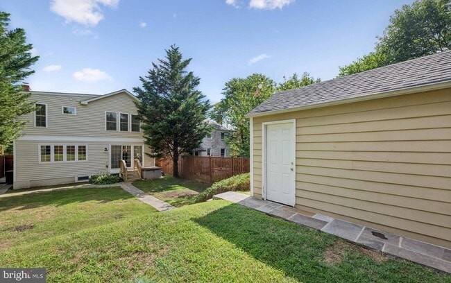 Building Photo - 4413 Butterworth Pl NW