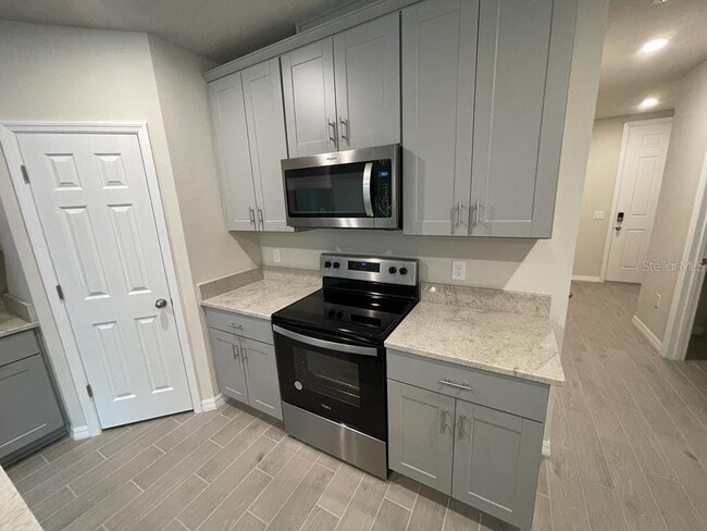 Building Photo - 418 Legacy Lp