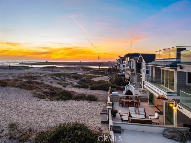 Building Photo - 7304 W Oceanfront