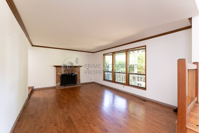 Building Photo - 12460 NE 136th Pl