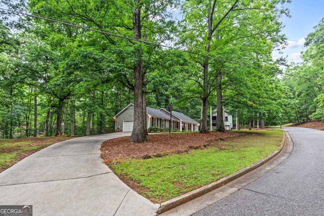 Building Photo - 161 Pinecrest Terrace