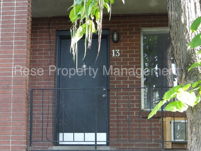 Building Photo - 2736 S Adams St