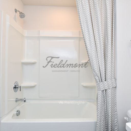 Building Photo - 429 Ellis Mill St