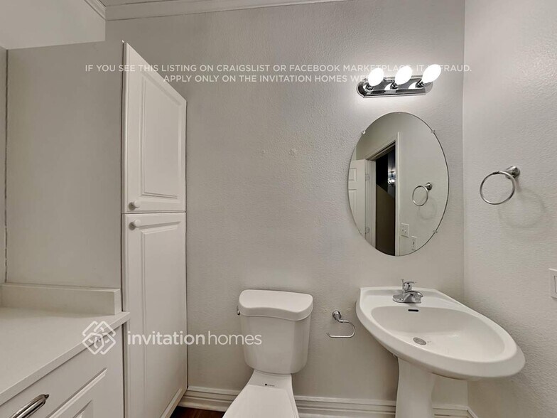 Building Photo - 21803 N 40th Pl