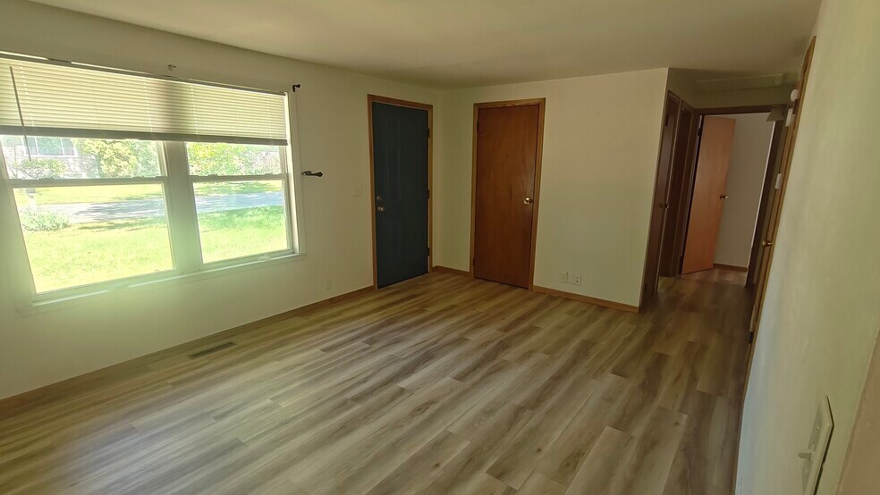 Living room - 3287 Marthas Ln