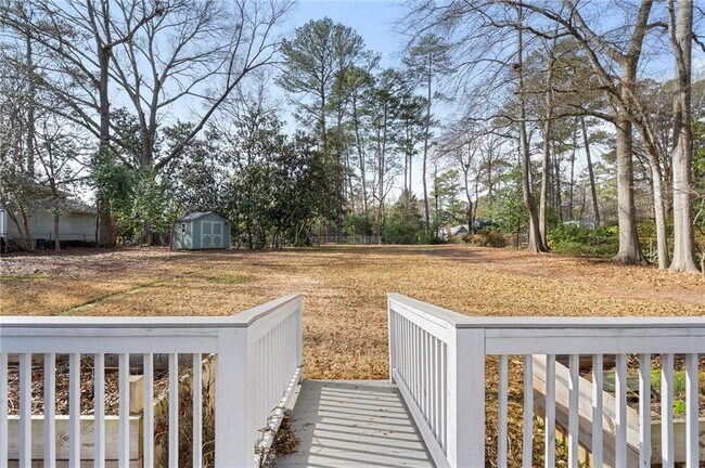 Building Photo - 3088 Majestic Cir