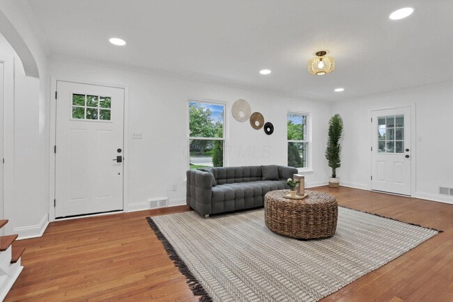 Building Photo - 2615 Northwest Blvd