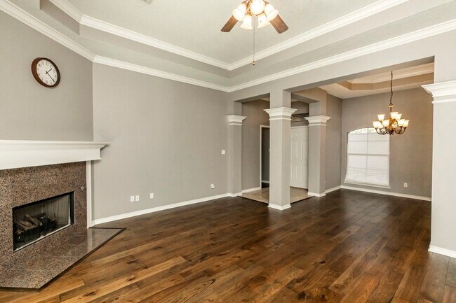 Building Photo - 434 Harbor Oaks Dr
