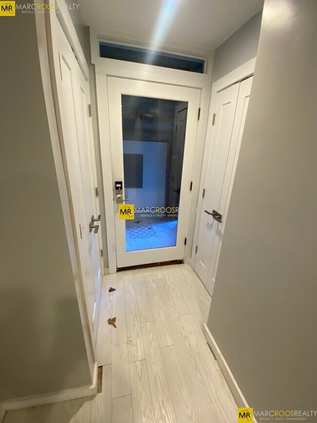 Building Photo - 469 Massachusetts Ave