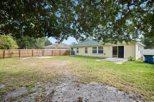 Building Photo - 843 Bonaparte Landing Ct