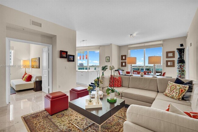 Building Photo - 1945 S Ocean Dr