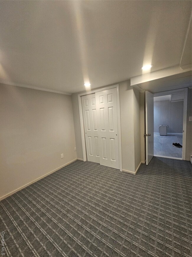 Building Photo - 43 Hartman Hill Rd