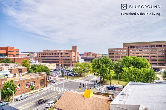 Building Photo - 2009 8th St NW