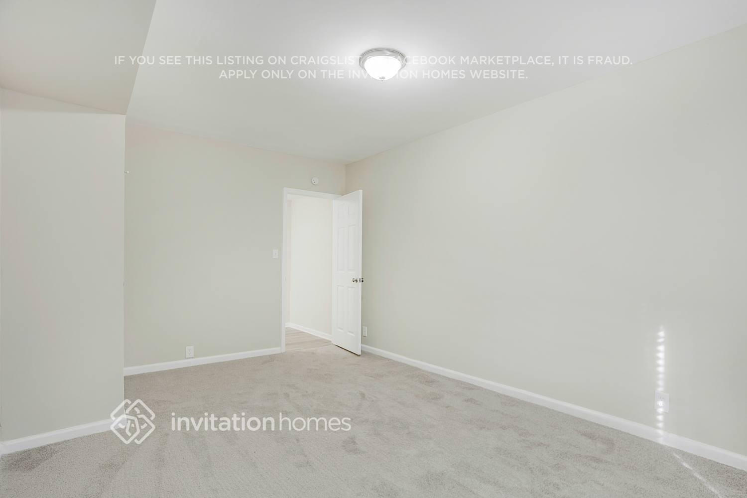 Building Photo - 4271 Willow Ridge Rd