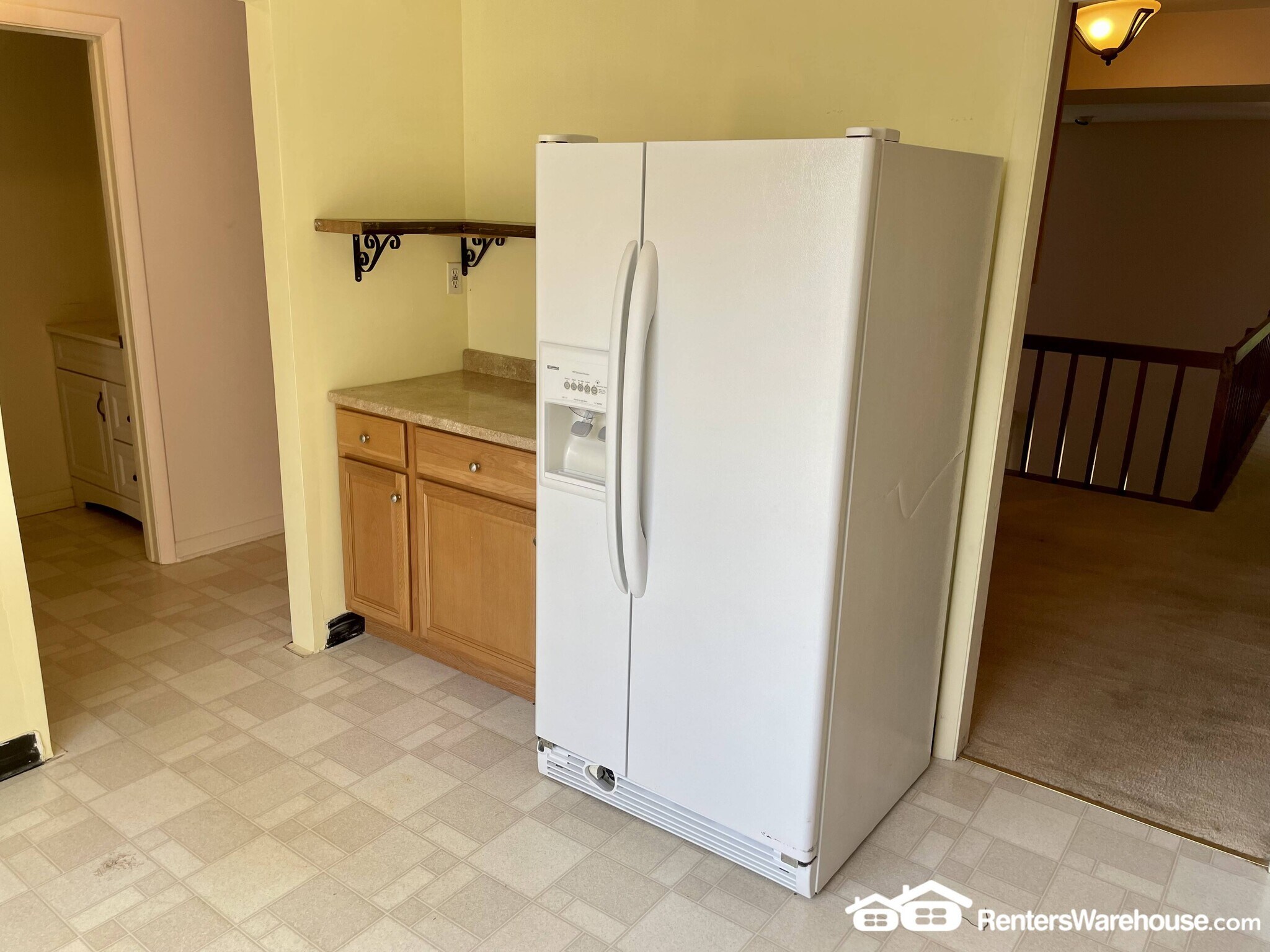 Building Photo - 9923 Valley Park Dr